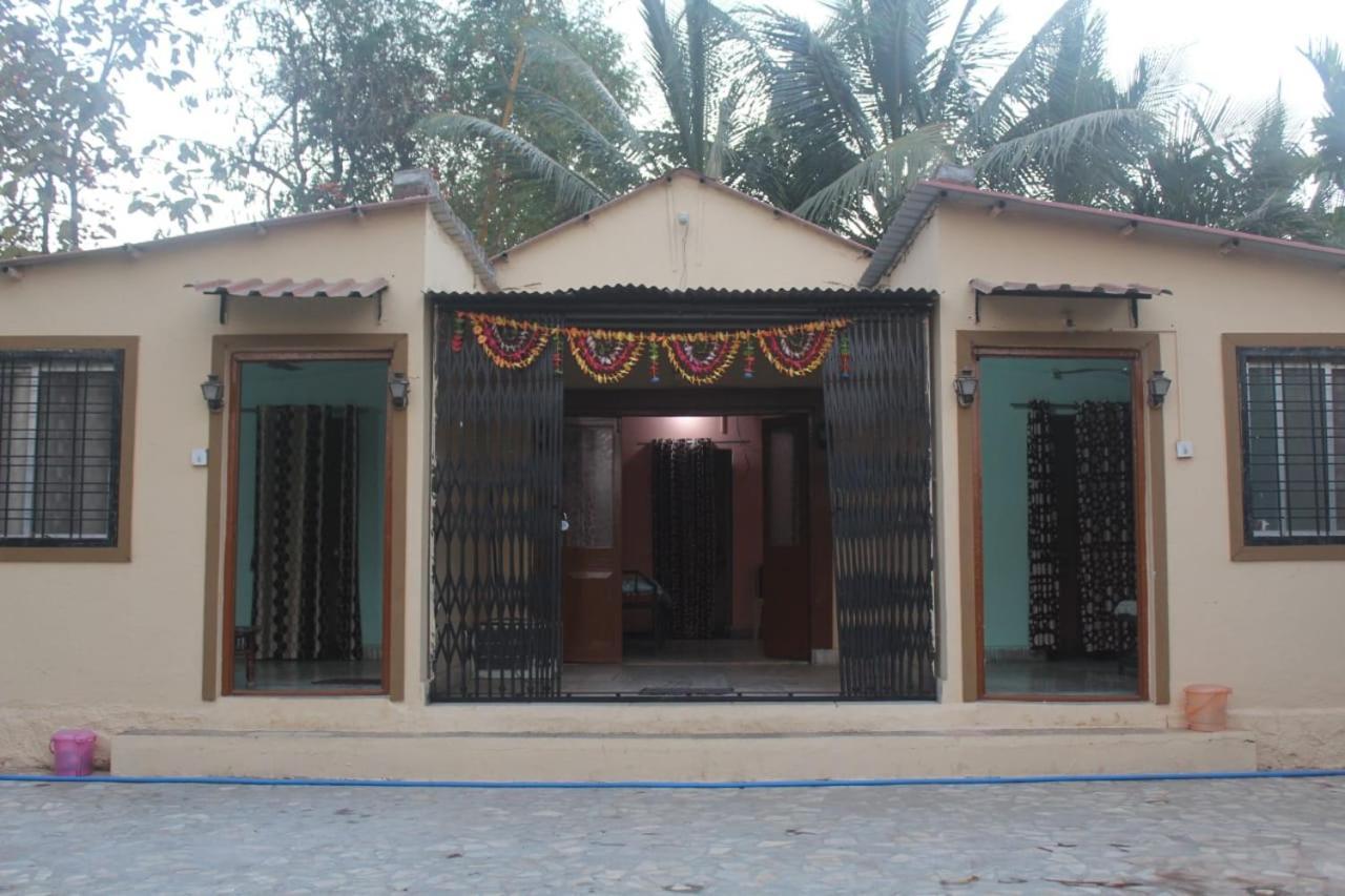 Nisarg Shrushti Farmhouse Hotel Pune Eksteriør billede